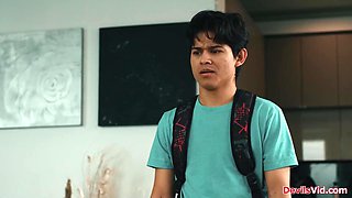 Stud witnessing stepfather penetrate his gf