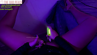 A young girl. She arrived after the party with a strong sex drive and used her new toy, thebadpeach❤️