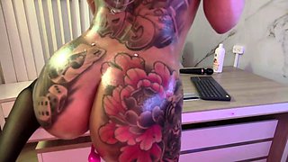 Hot teen lauryn may solo toying