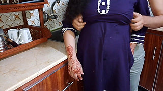 Indian husband has sex with his wife in the kitchen