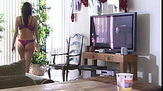 Busty amateur Alexis Adams cums on her big glass toys