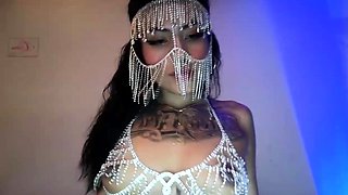 Hot brunette from squirt masturbating on webcam