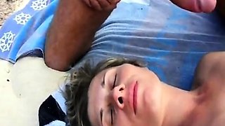 Lisa - Third Lover on the Beach (French Cuckold)