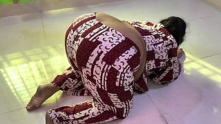 Fucking a Beautiful Bhabhi When She Was Horny in Her Room & Her Husband Going to Office