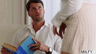 Stunning MILF Sarah Arabic Fucks Her stepSon’s Tutor