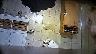 Girlfriend Lilli shower bath