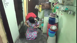 My Hot Maid Was Mopping the Floor, I Caught Her From Behind and Spat in Her Mouth