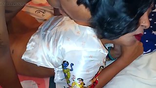 Stepbrother ne stepsister ko bahla fusla ke pel diya
