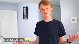 Jimmy finds his stepmom quinn waters fingering and bonds with her in a way his grandpa would hate - brazzers