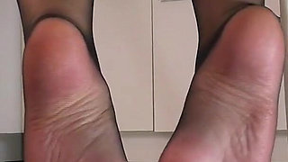 My Nylon Feet for You