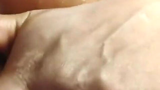 Horny Webcan Girl Fucks Her Throat with Her Fuck Machine While Her Pussy Is Vibrated