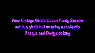 Vgq9 Aunty Sandra in a Basque