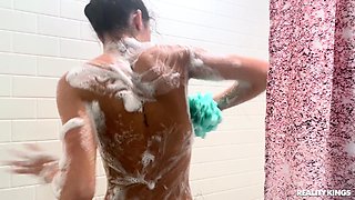 Kylie's Morning Routine 1 - RK Prime