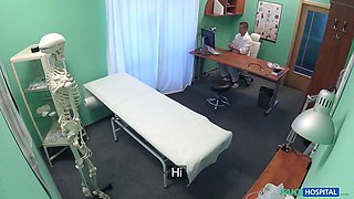 Dark haired reporter with Small Boobs pounds a doctor during her audition - faux hospital