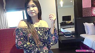 Thai Vixen Lak - Teenage 18+ Sex Clip