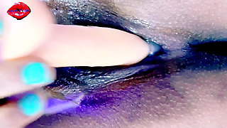 Pussy Massage with Dildo
