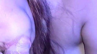 Seduction in the Bedroom Fellatio with the Feet of a Curvy MILF Until Ejaculation