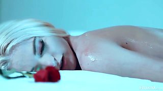 Lana Sharapova, Valentine S Day And Seth Gamble In Seth Surprises Wife With Perfect Gift For