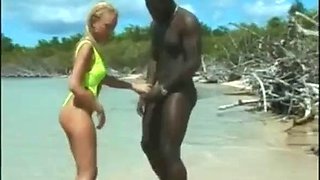 A blonde slut satisfies a black and a latino man at the beach: Blowjob, Doggy  Cowgirl Porn