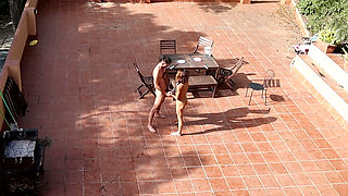 Couple catched fucking in the courtyard