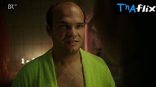 Isabella Surel Milk cans Vignette in Paradies 505. Ein Niederbayernkrimi