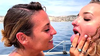 Dirty blonde fingering her handsome lesbian lover