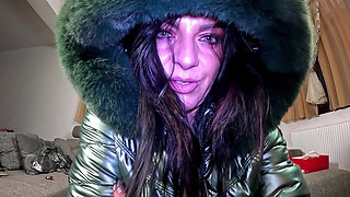 Shiny Leggings Cameltoe, Downjacket Play & Anal Plug Solo Fetish