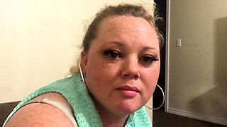 Sexy blonde pee fetish hottie drips pee on her busty body