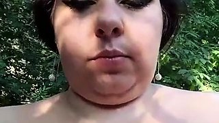 fat saleswoman fucks a pussy in the bushes near the store