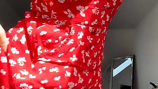 Amateur hottie solo masturbation