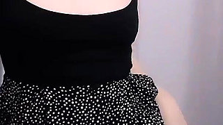 Short Hot Dance