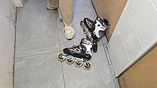 Cheating Girlfriend Fucks Stranger in The Bathroom!