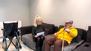 Old senior grandpa pussyfucking hot slut