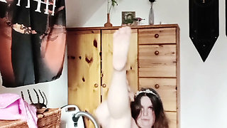 THE KEBAB FARM Linda Elise shows her cunt for the first time