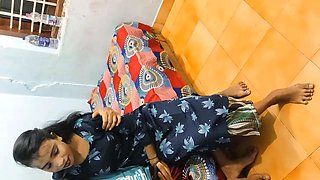 DESI DIRTY BHABI WANTS OF HER LAPTOP SERVICE BOY