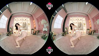 Kendall Jenner webcam solo look alike masturbation
