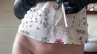 Mary Wolfienstern. Striptease. MILF