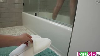 Stepbrother fucks petite teen stepsister Harley Haze with his big dick