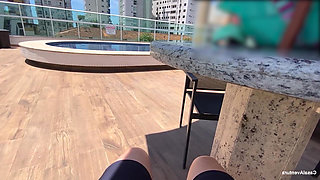 Booty MILF Helps Me Cum at the Public Pool