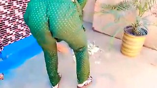 Muskan Rani New Viral Sex Video - Desi Wife Big Ass Anal Doggy Style Homemade HD