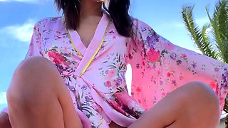 Hot Japanese Babe Doing Solo Masturbation