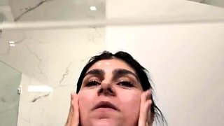 Cute curly brunette solo webcam masturbation
